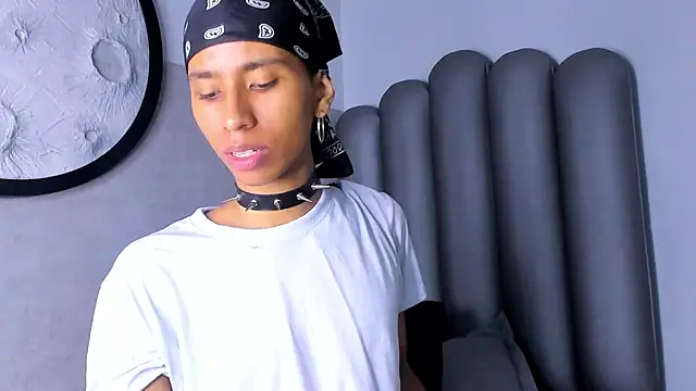 venus-03 online show from September 23, 2025, 3:24 am