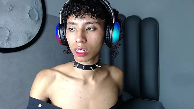 venus-03 online show from September 28, 2025, 3:46 am