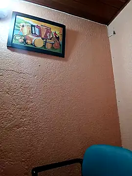 Mia-Glow online show from October 20, 2025, 11:55 am