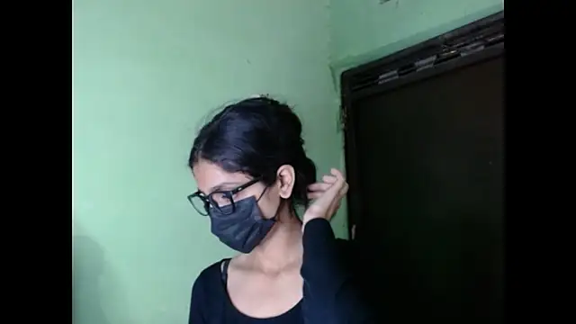  kamyaa09 online show from October 15, 2025, 5:54 pm