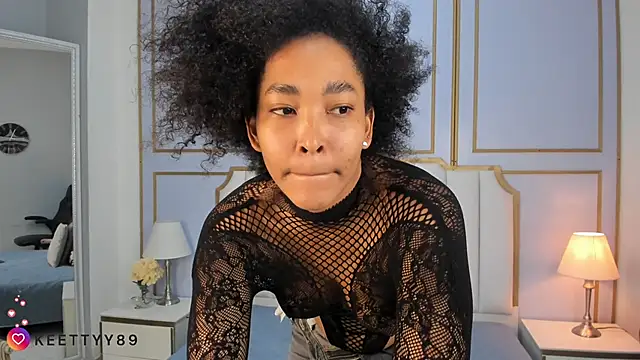 Snapshot of Ketty_89 chatting on November 2, 2025, 11:37 am Ketty 89 online show from November 2, 2025, 11:37 am