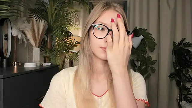 ChinBonnell online show from September 28, 2025, 5:58 am