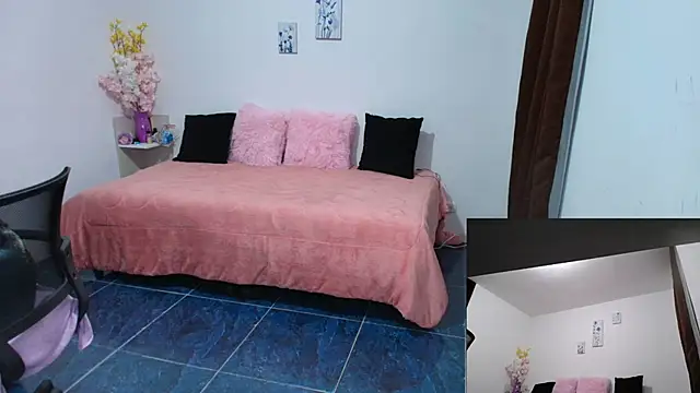 Snapshot of Paulina-Becerraa chatting on November 15, 2025, 4:49 am Paulina-Becerraa online show from November 15, 2025, 4:49 am