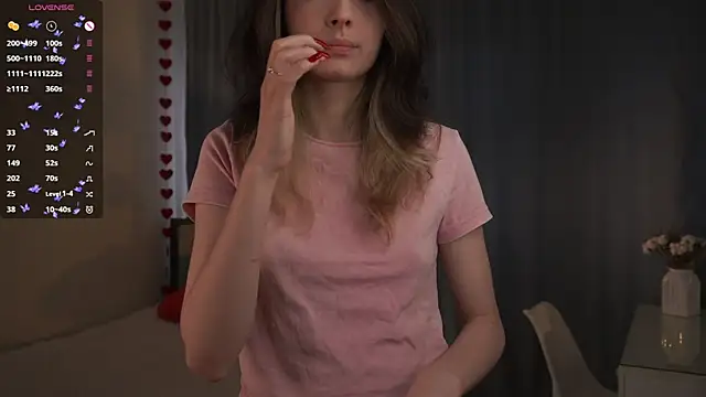 VernonKnapik online show from October 15, 2025, 8:11 am