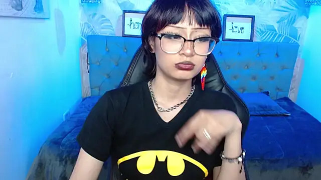 Nyxie tk online show from September 23, 2025, 7:32 pm