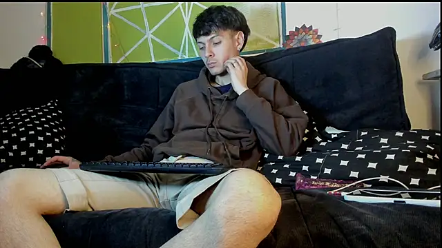 Dioniso guy8 online show from February 25, 2026, 7:47 pm