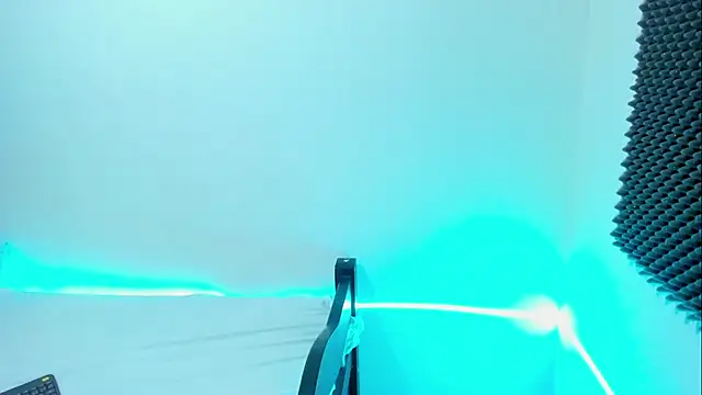 Ellope  online show from October 30, 2025, 11:12 pm