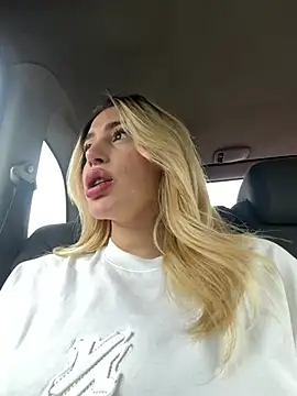 Mia sofiia21 online show from March 12, 2026, 2:54 pm