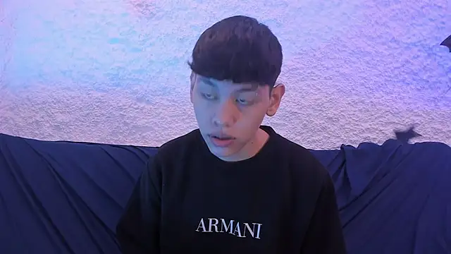 Snapshot of zeus_blaze chatting on November 5, 2025, 7:50 pm zeus blaze online show from November 5, 2025, 7:50 pm