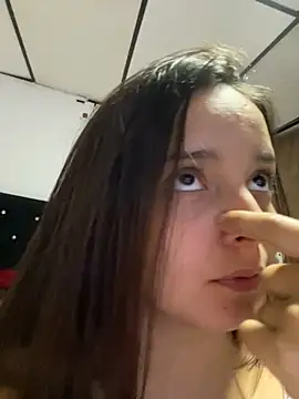 Mia jhoonson online show from October 14, 2025, 10:42 pm