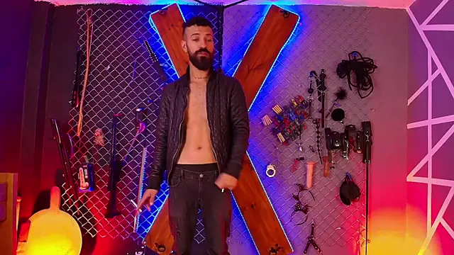 Warick and Aria bdsm  online show from September 24, 2025, 7:42 pm