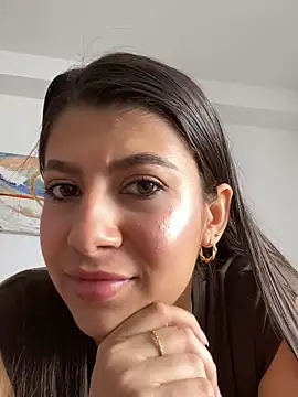 Lenapink19 online show from October 11, 2025, 4:19 pm