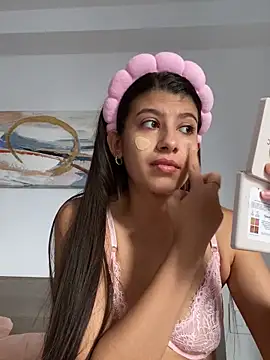 Lenapink19 online show from October 21, 2025, 9:25 pm