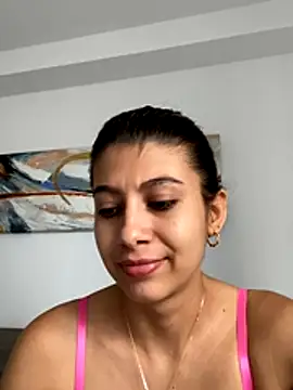 Lenapink19 online show from October 29, 2025, 9:25 pm