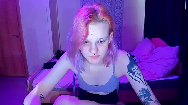 Elieiza xo online show from February 16, 2026, 9:19 am