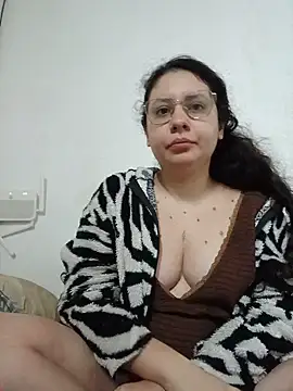 Snapshot of marmary84 chatting on May 31, 2026, 8:53 pm marmary84 online show from May 31, 2026, 8:53 pm