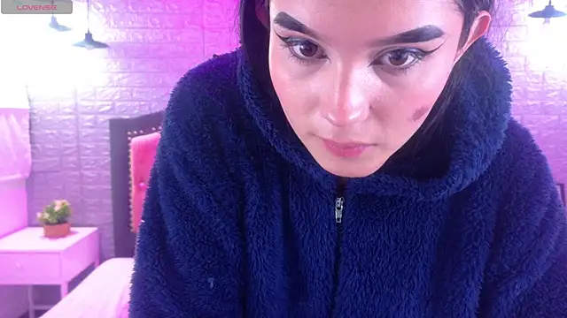 Natalie loffreda online show from January 12, 2026, 3:35 am