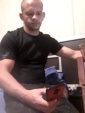 Lekewarmele online show from October 19, 2025, 4:32 pm