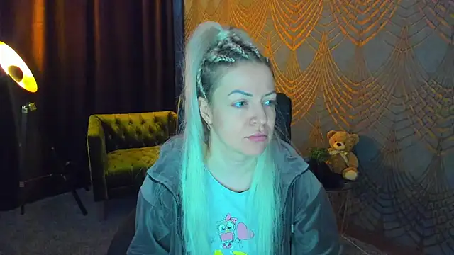 Snapshot of Anna_Snows chatting on April 27, 2026, 5:49 am Anna Snows online show from April 27, 2026, 5:49 am
