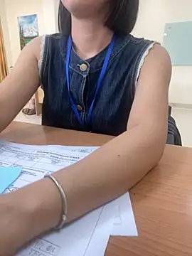 Snapshot of -NhaKy22 chatting on October 10, 2025, 7:53 am -NhaKy22 online show from October 10, 2025, 7:53 am