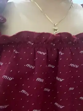 Snapshot of -NhaKy22 chatting on October 22, 2025, 2:27 pm -NhaKy22 online show from October 22, 2025, 2:27 pm