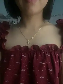 Snapshot of -NhaKy22 chatting on October 9, 2025, 3:45 pm -NhaKy22 online show from October 9, 2025, 3:45 pm