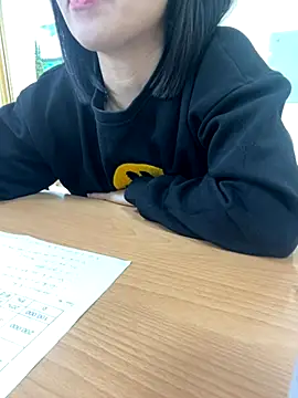 Snapshot of -NhaKy22 chatting on December 1, 2025, 6:14 am -NhaKy22 online show from December 1, 2025, 6:14 am