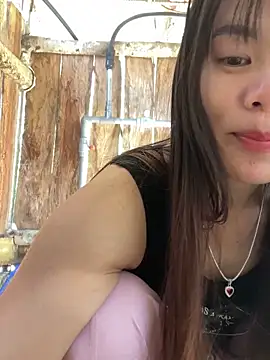 PhanHaa online show from November 29, 2025, 2:44 am