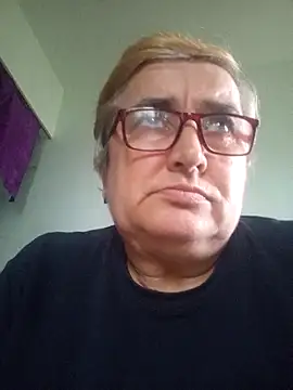 Sonya51561 online show from October 15, 2025, 2:03 pm