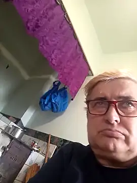 Sonya51561 online show from October 17, 2025, 1:13 pm