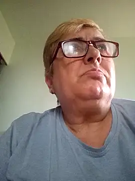 Sonya51561 online show from September 8, 2025, 3:22 pm