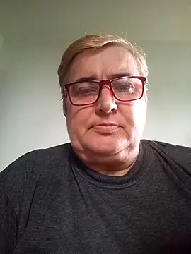 Sonya51561 online show from September 10, 2025, 4:06 pm