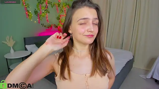 Ann Perry online show from October 24, 2025, 2:10 am