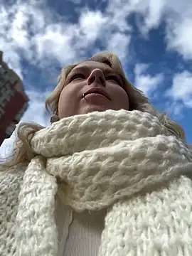 EveLittleSinner online show from September 27, 2025, 8:53 am