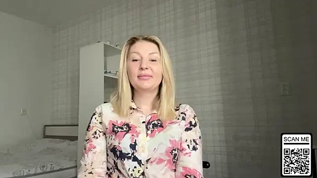 Blondie xoxoxo online show from February 23, 2026, 7:42 am