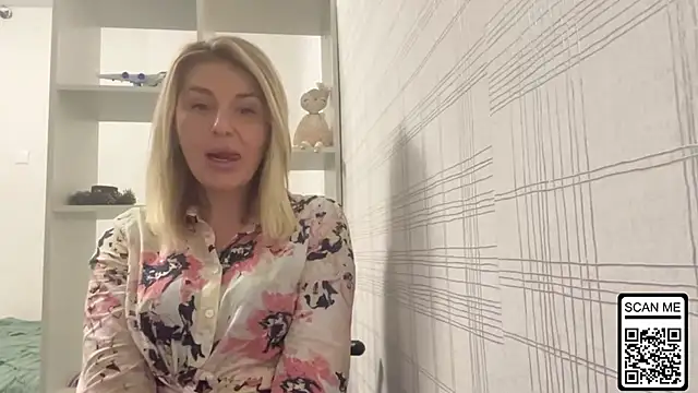 Blondie xoxoxo online show from November 16, 2025, 7:51 pm