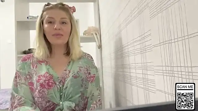 Blondie xoxoxo online show from November 11, 2025, 12:44 pm