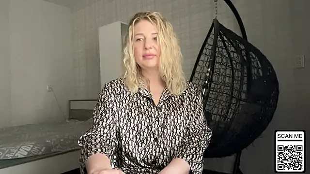 Blondie xoxoxo online show from May 26, 2026, 11:41 am