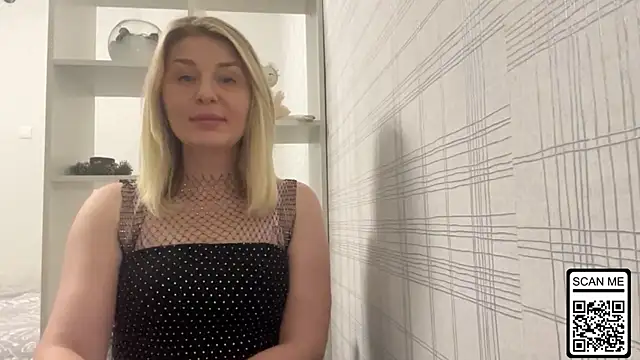 Blondie xoxoxo online show from November 21, 2025, 2:05 pm