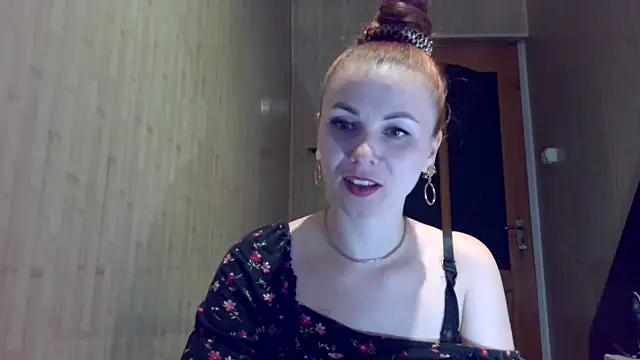 Kisa26311 online show from April 5, 2026, 6:25 pm