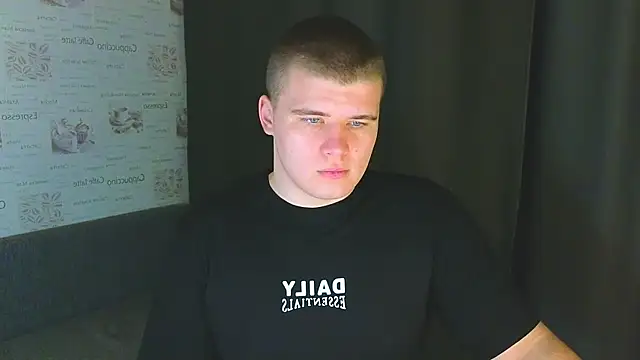 kittenmurr online show from September 10, 2025, 9:03 pm