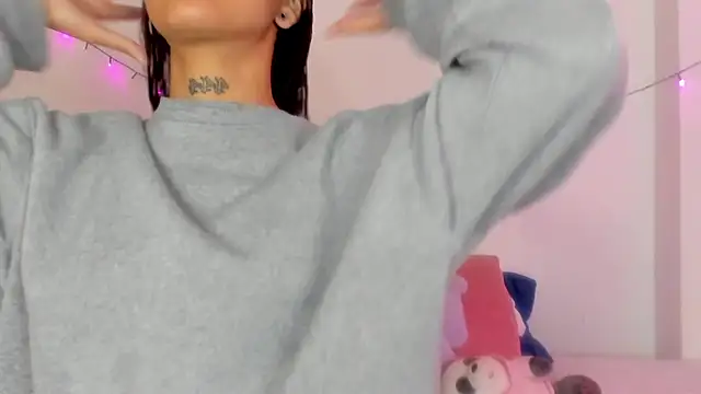 Abby roussee online show from October 4, 2025, 1:12 pm