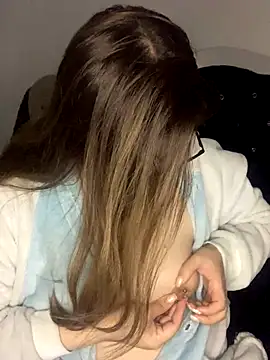 Snapshot of Blair_Bunnyy chatting on September 18, 2025, 4:26 am Blair Bunnyy online show from September 18, 2025, 4:26 am