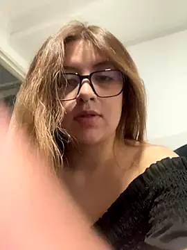 Snapshot of Blair_Bunnyy chatting on September 13, 2025, 3:06 am Blair Bunnyy online show from September 13, 2025, 3:06 am