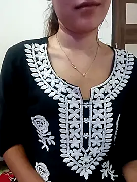 Cutie Shruti online show from September 28, 2025, 10:33 am