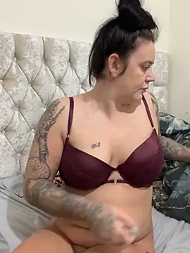 Charsworld online show from March 27, 2026, 8:26 am