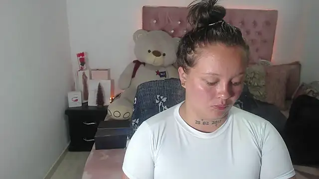 patty squirt  online show from October 4, 2025, 2:24 am