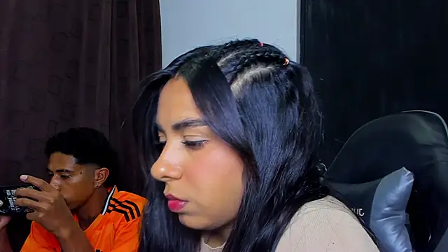 violet and myers online show from April 8, 2026, 12:56 am