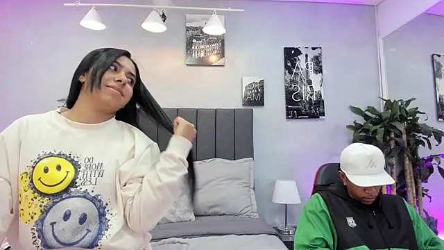 violet and myers online show from November 8, 2025, 11:47 am