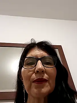 swity foster online show from November 25, 2025, 8:47 am